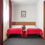 Snoe Hotel