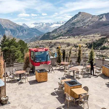 Hotell Snoe Formigal