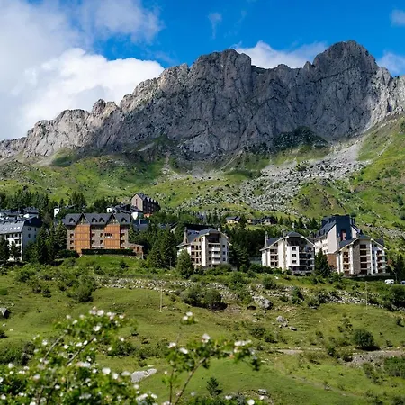 Snoe Hotel 4*