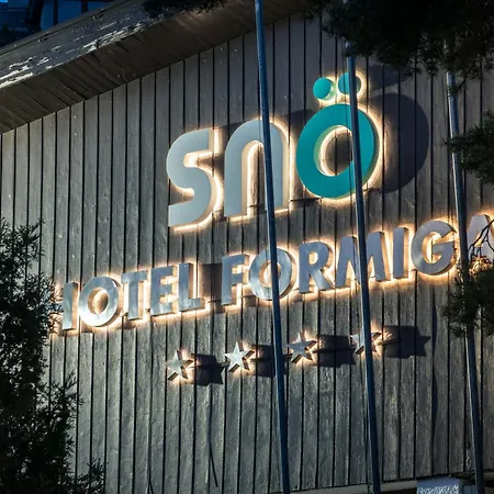 Hotel Snö